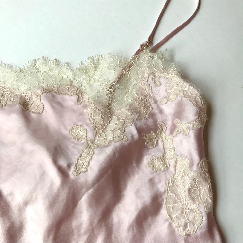 Vintage pink & lace teddy/nightie.